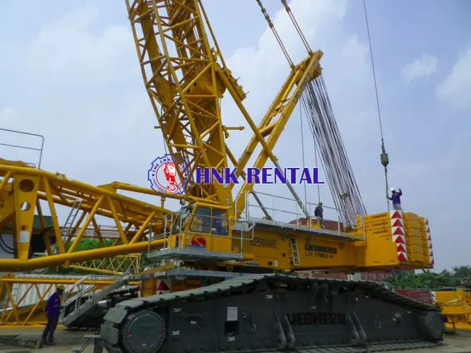  Sewa Unic Crane  ambulu jember